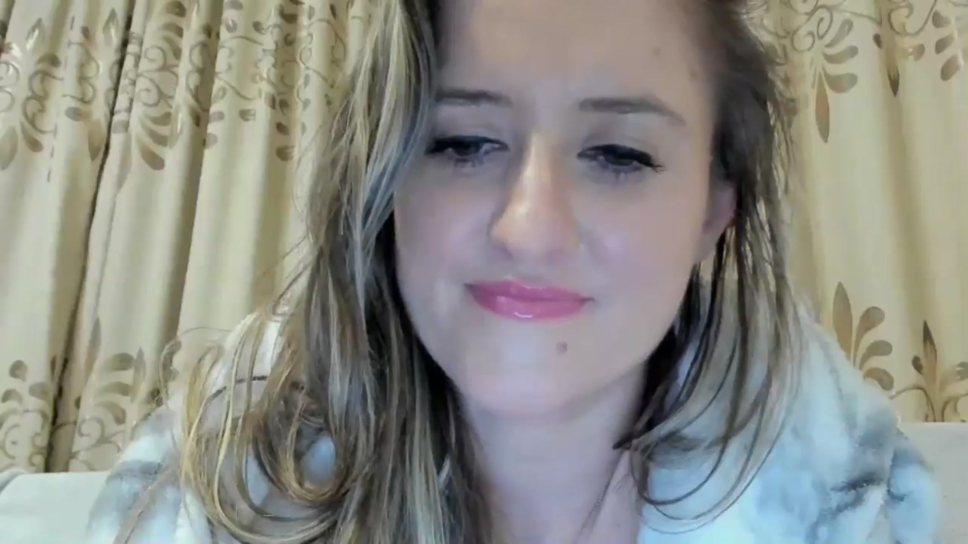 Gallery image thumbnail from BestDream's myfreecams stream on, 11/14/2024, 24:04 image 8 of 20