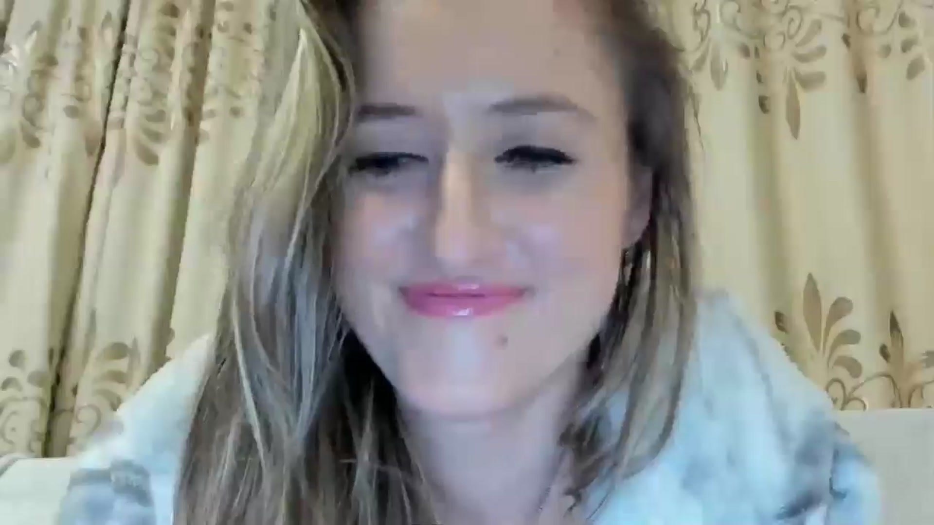 Gallery image thumbnail from BestDream's myfreecams stream on, 11/14/2024, 24:04 image 18 of 20