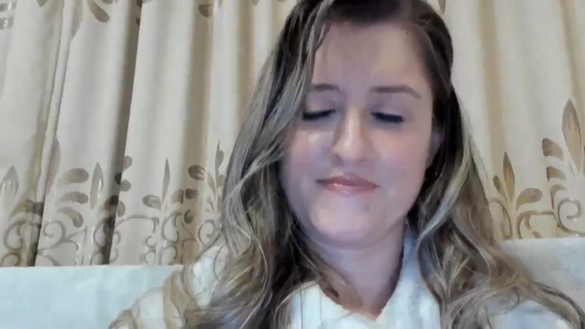 Gallery image thumbnail from BestDream's myfreecams stream on, 11/15/2024, 24:34 image 16 of 20