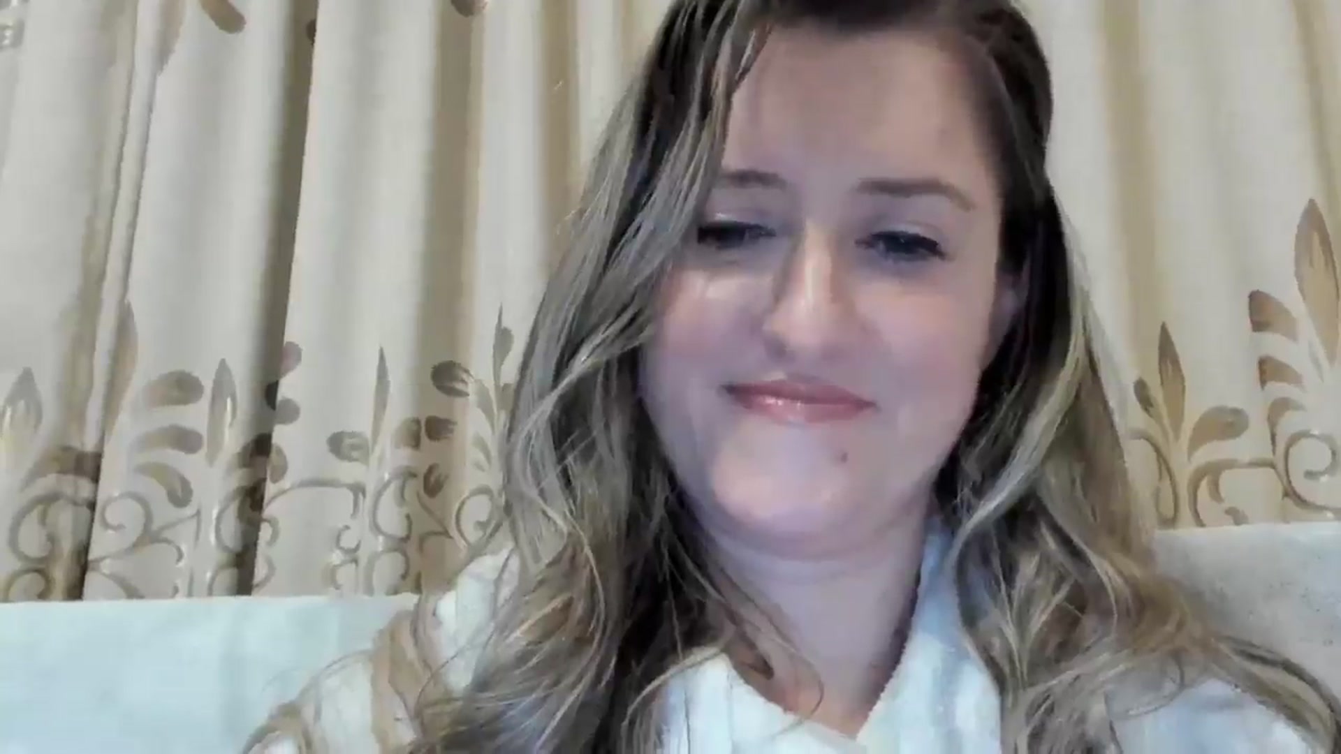 Gallery image thumbnail from BestDream's myfreecams stream on, 11/15/2024, 24:34 image 12 of 20