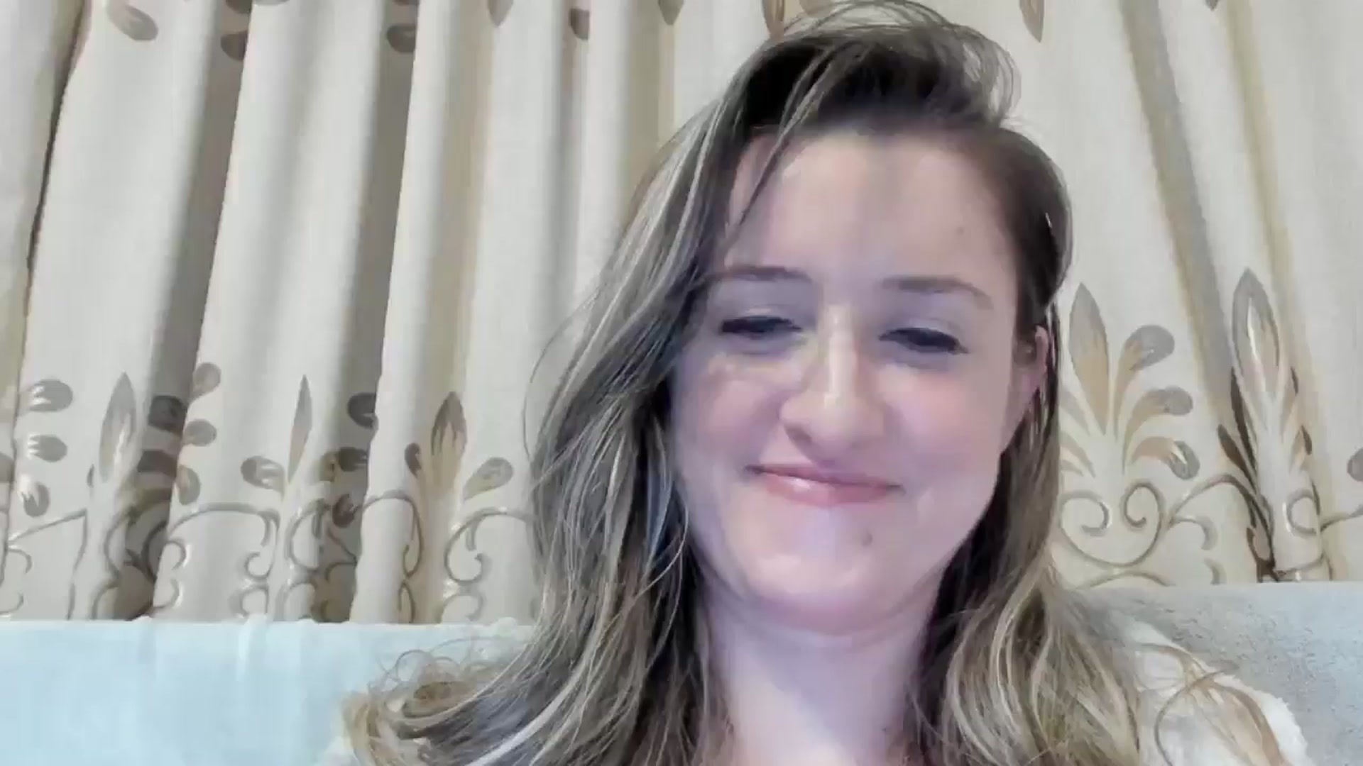 Gallery image thumbnail from BestDream's myfreecams stream on, 11/17/2024, 04:22 image 5 of 20