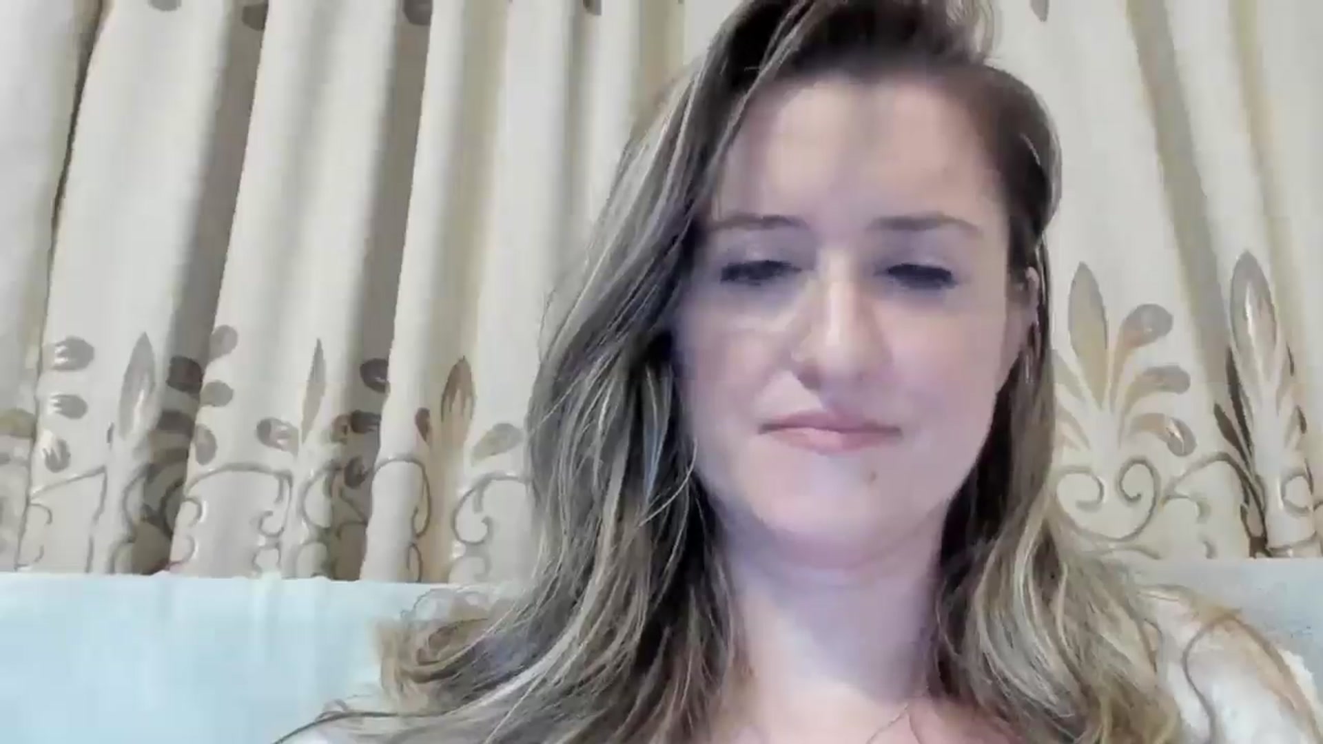 Gallery image thumbnail from BestDream's myfreecams stream on, 11/17/2024, 04:22 image 3 of 20