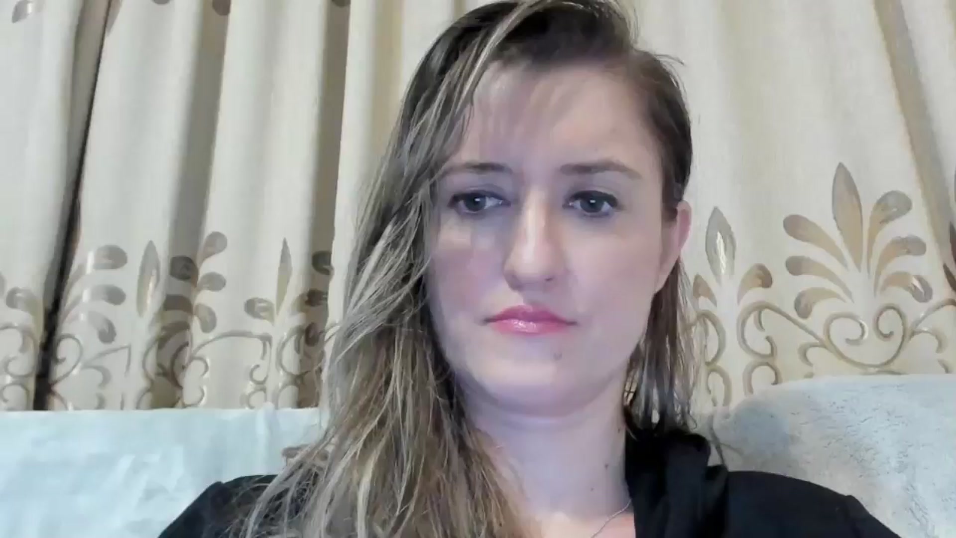 Gallery image thumbnail from BestDream's myfreecams stream on, 11/17/2024, 23:14 image 13 of 20