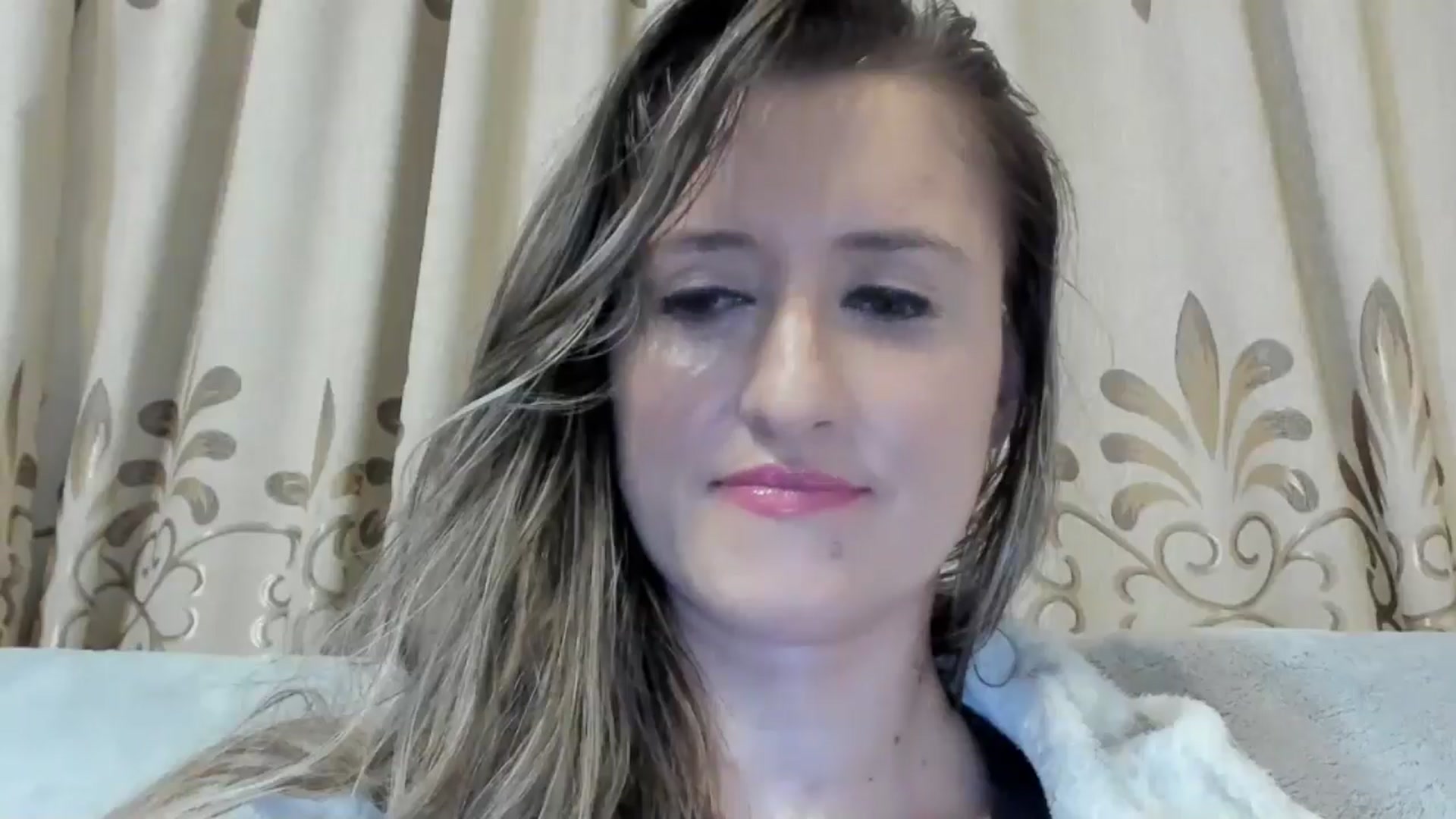 Gallery image thumbnail from BestDream's myfreecams stream on, 11/18/2024, 23:44 image 14 of 20