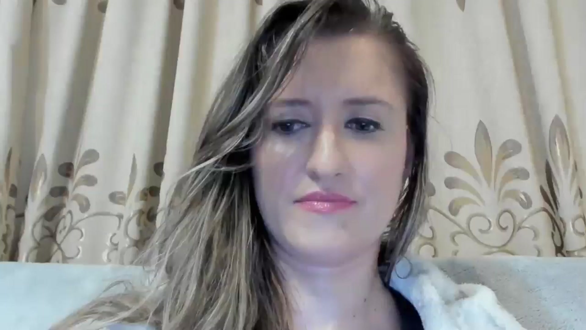 Gallery image thumbnail from BestDream's myfreecams stream on, 11/18/2024, 23:44 image 15 of 20