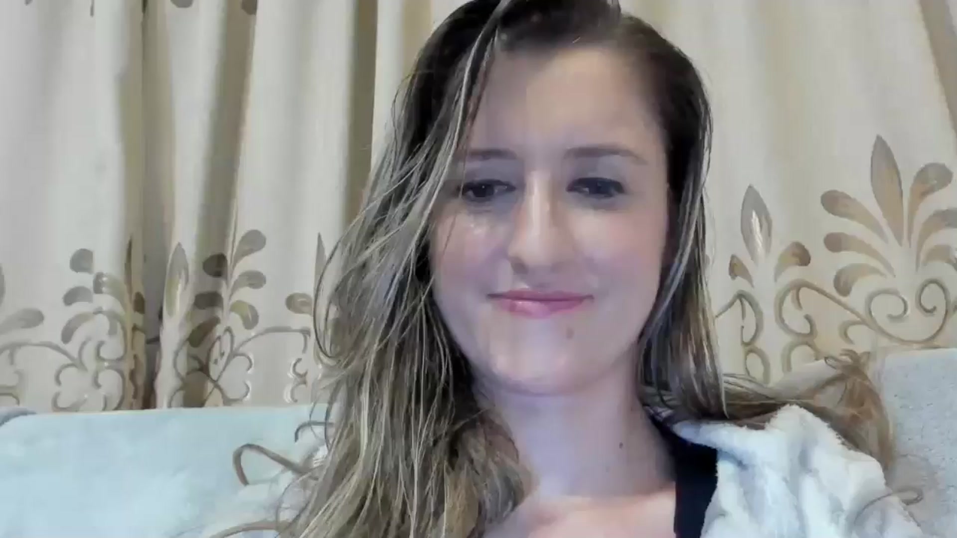 Gallery image thumbnail from BestDream's myfreecams stream on, 11/19/2024, 02:53 image 11 of 20