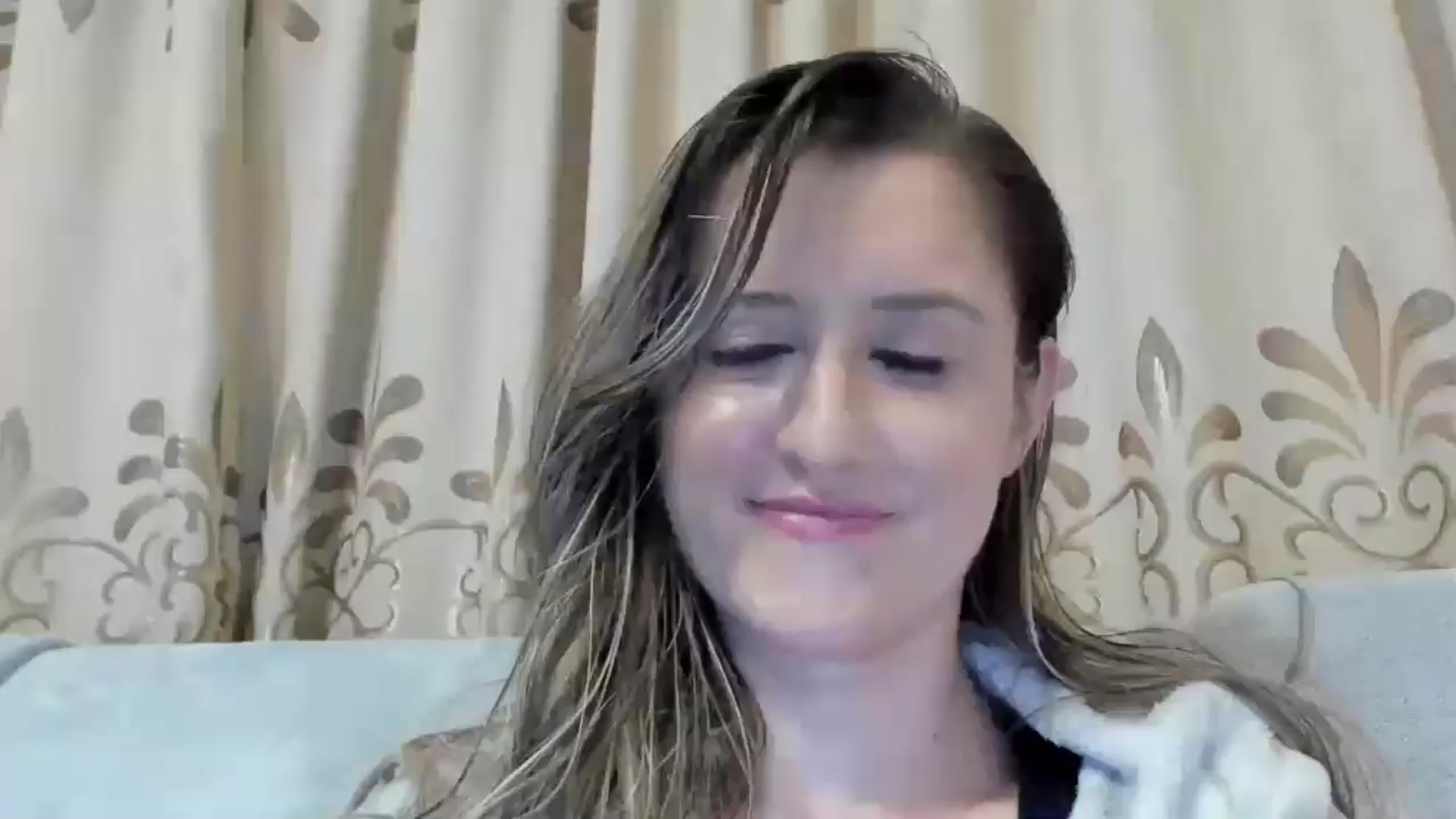Gallery image thumbnail from BestDream's myfreecams stream on, 11/19/2024, 02:53 image 16 of 20