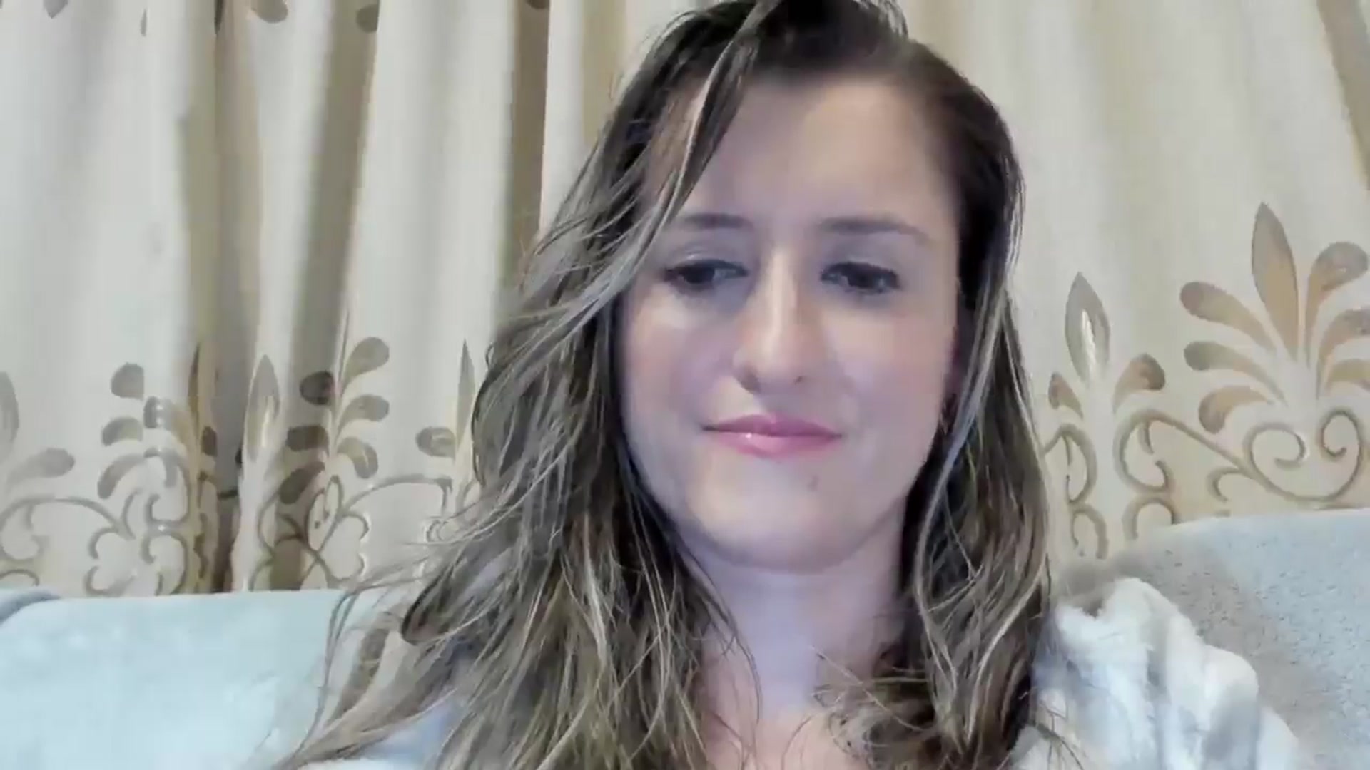Gallery image thumbnail from BestDream's myfreecams stream on, 11/19/2024, 02:53 image 9 of 20