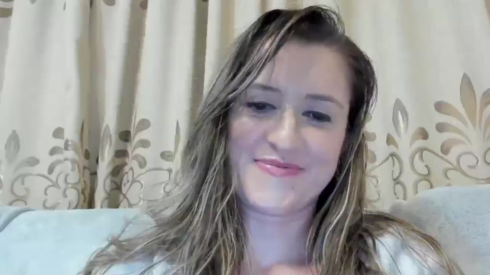 Gallery image thumbnail from BestDream's myfreecams stream on, 11/19/2024, 02:53 image 18 of 20