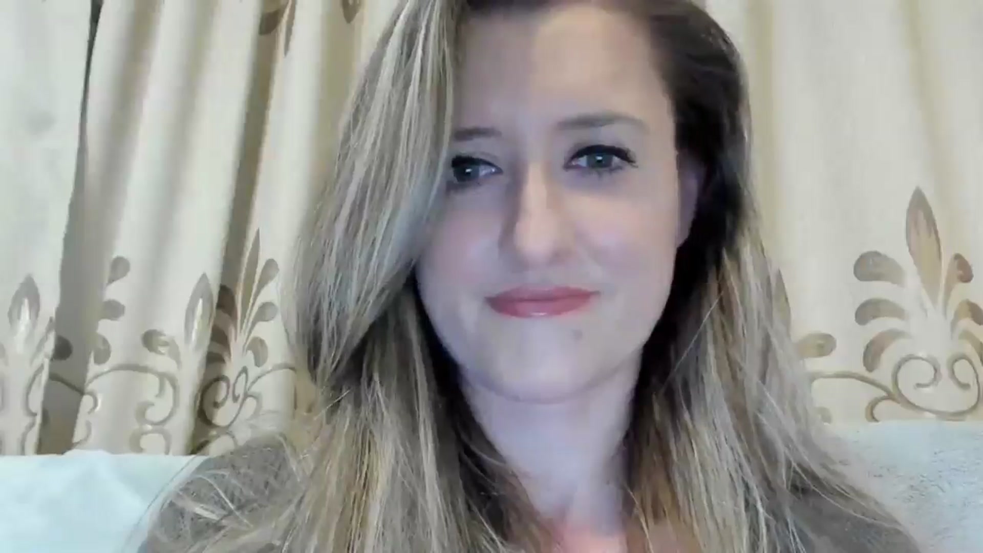 Gallery image thumbnail from BestDream's myfreecams stream on, 11/19/2024, 23:18 image 8 of 20