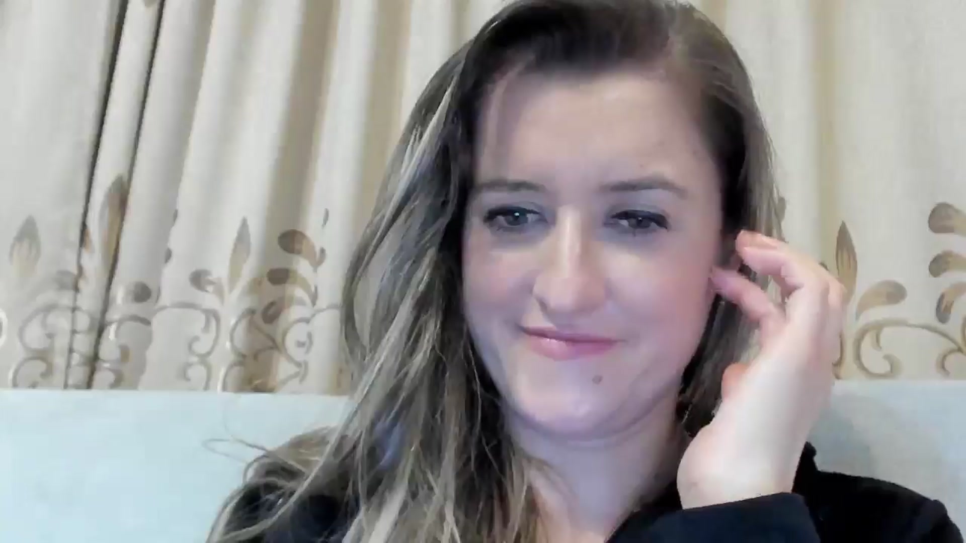 Gallery image thumbnail from BestDream's myfreecams stream on, 11/20/2024, 23:32 image 13 of 20