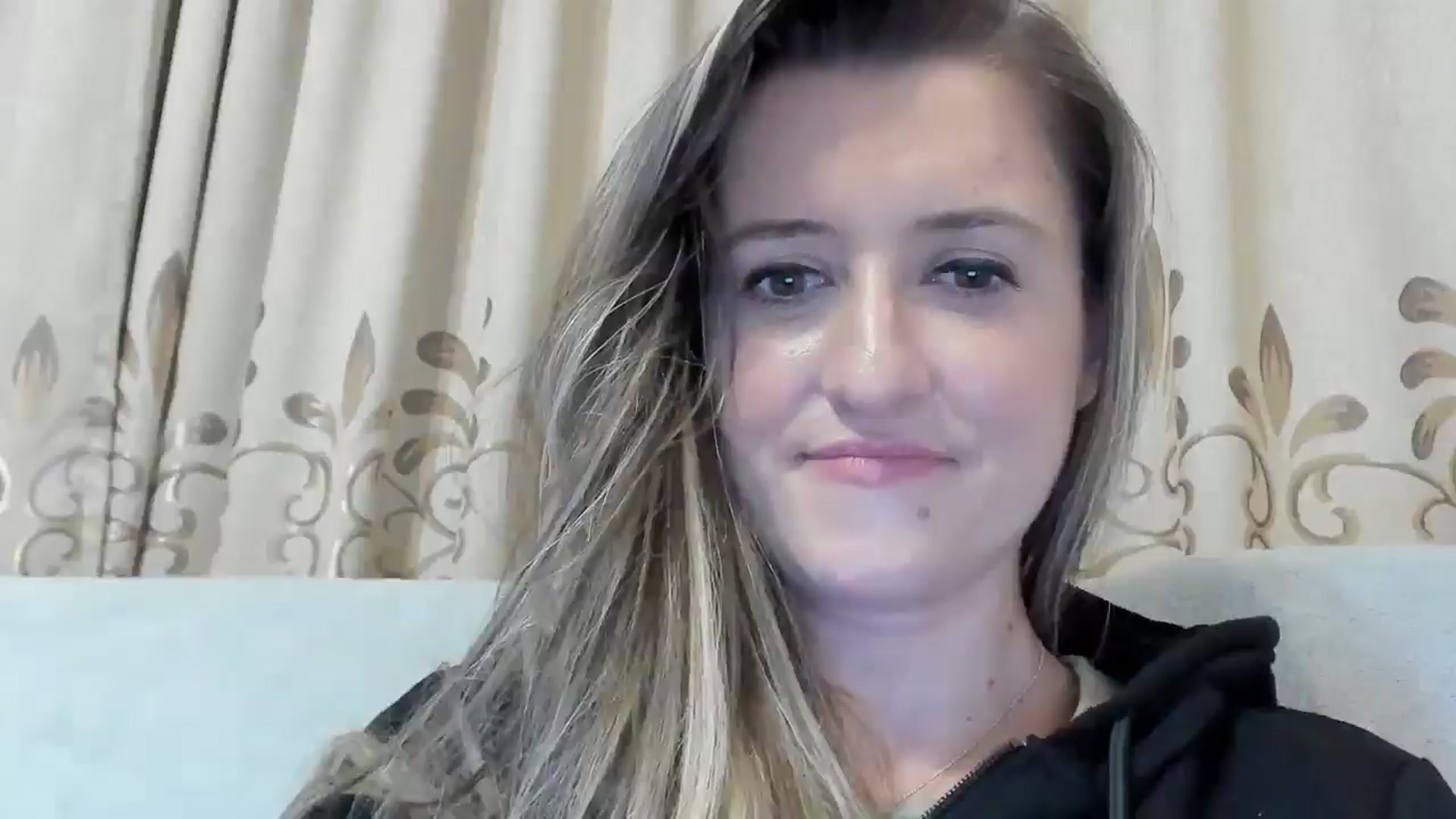 Gallery image thumbnail from BestDream's myfreecams stream on, 11/20/2024, 23:32 image 15 of 20