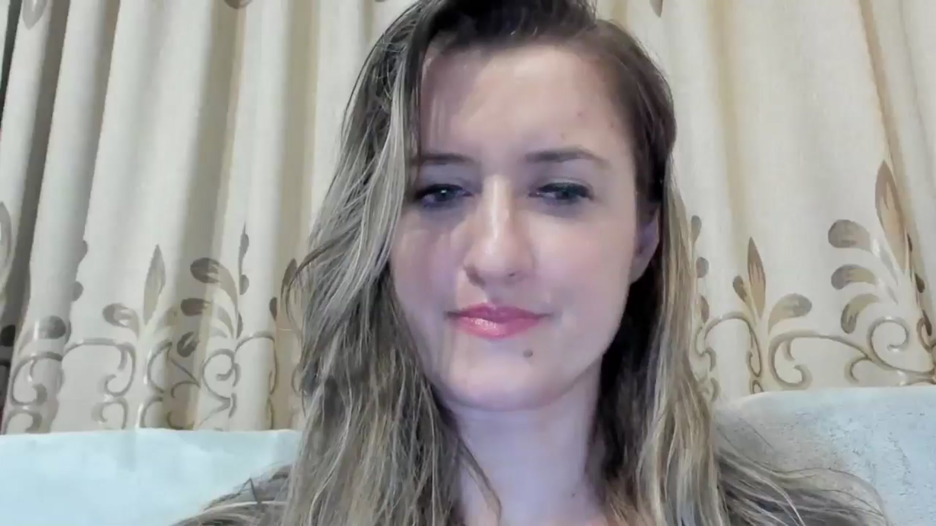 Gallery image thumbnail from BestDream's myfreecams stream on, 11/21/2024, 23:56 image 17 of 20