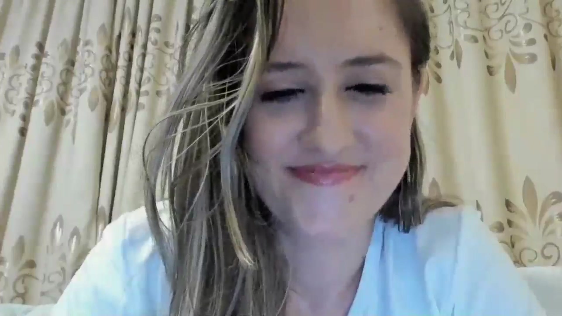 Gallery image thumbnail from BestDream's myfreecams stream on, 11/22/2024, 20:13 image 15 of 20