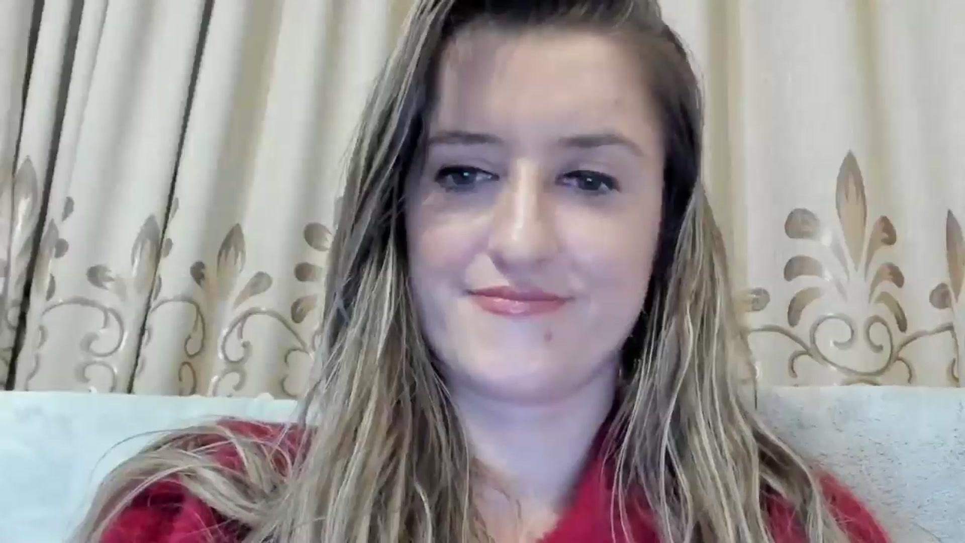 Gallery image thumbnail from BestDream's myfreecams stream on, 11/22/2024, 21:41 image 4 of 20