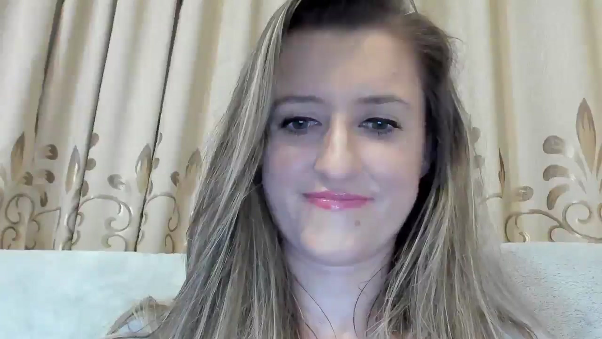 Gallery image thumbnail from BestDream's myfreecams stream on, 11/24/2024, 01:34 image 6 of 20
