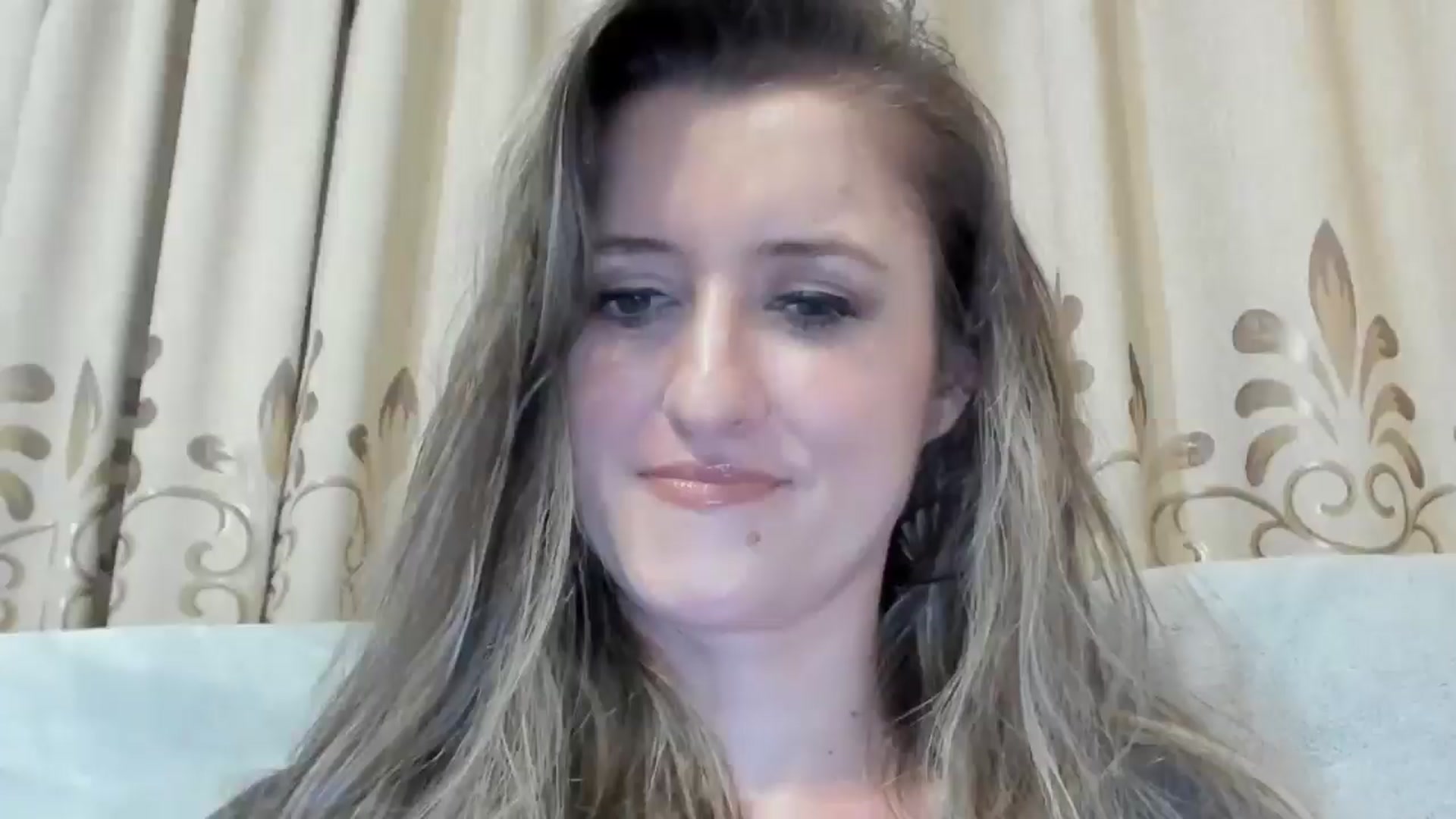 Gallery image thumbnail from BestDream's myfreecams stream on, 11/25/2024, 23:52 image 8 of 20