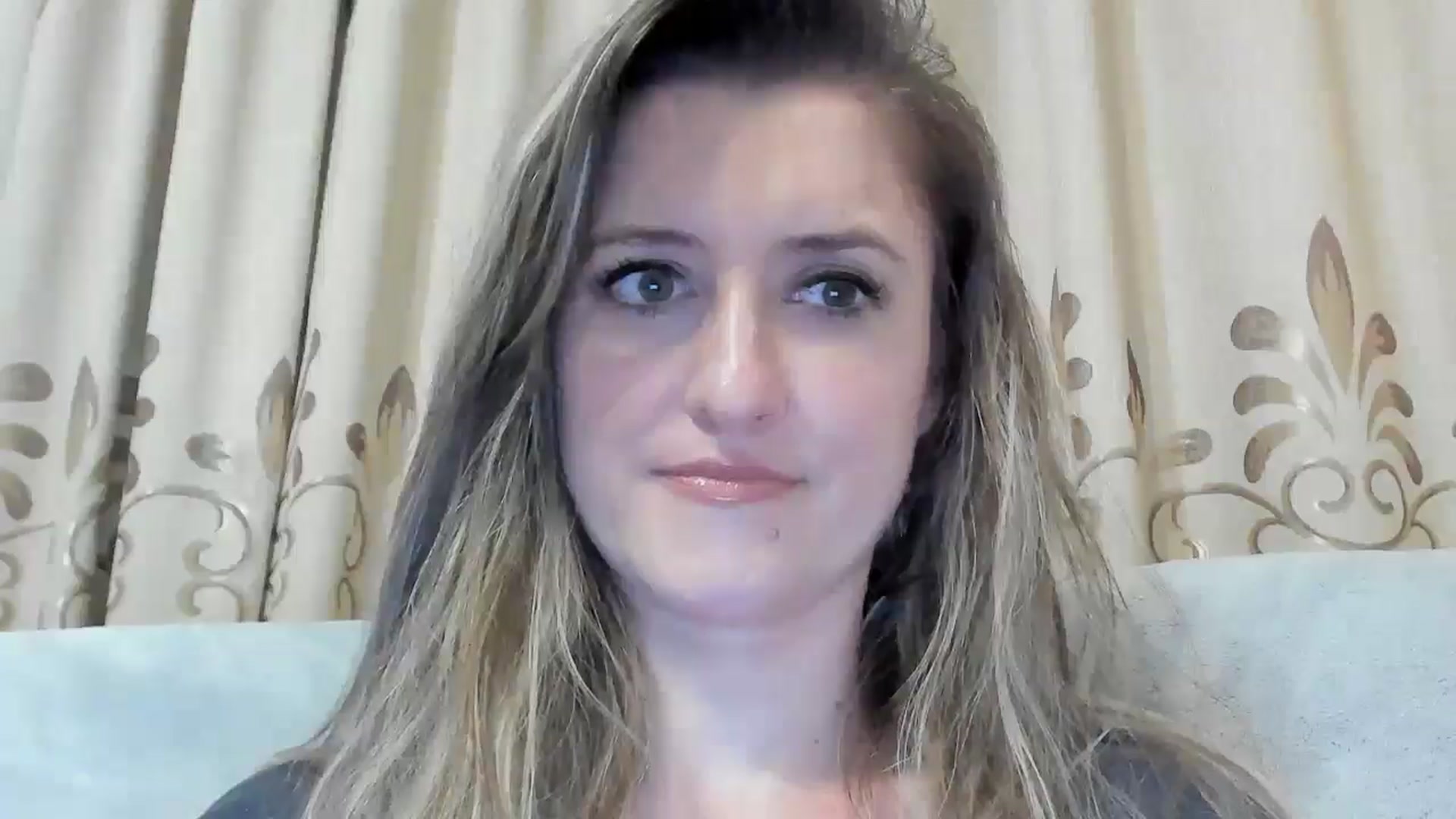 Gallery image thumbnail from BestDream's myfreecams stream on, 11/25/2024, 23:52 image 10 of 20
