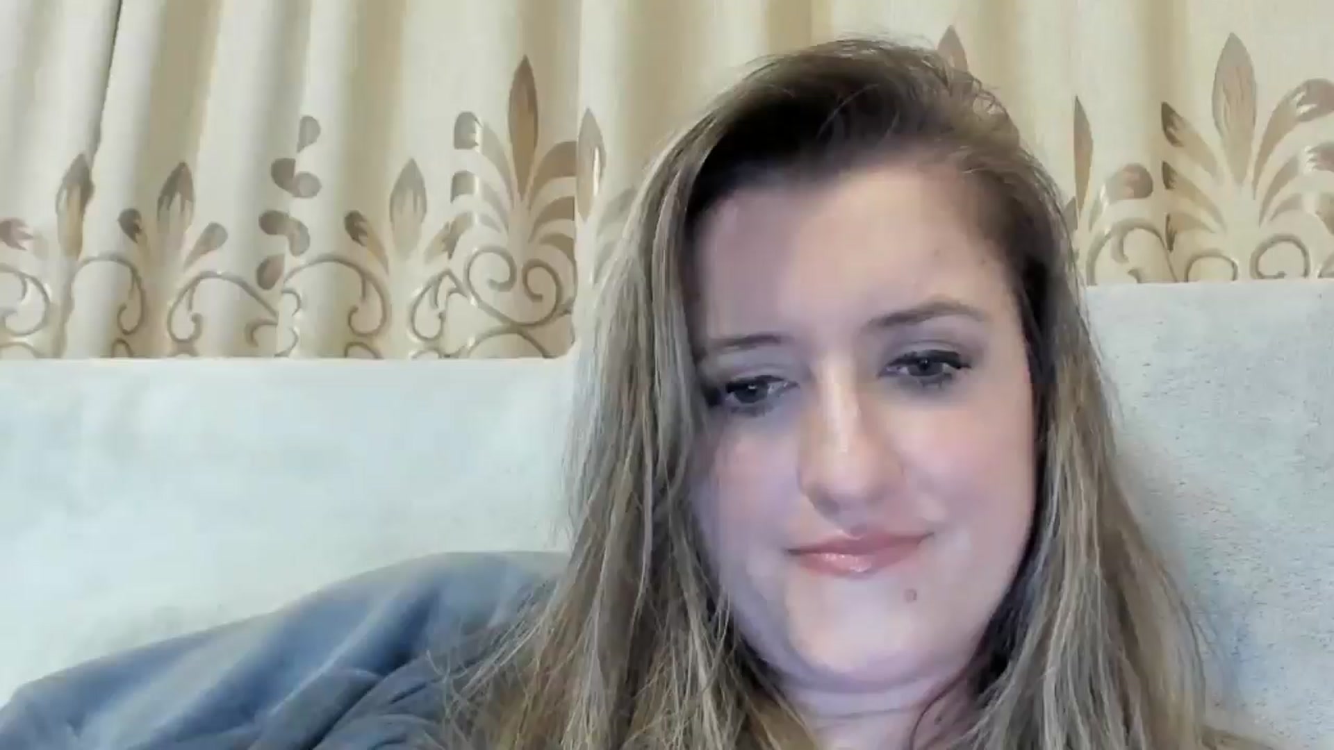 Gallery image thumbnail from BestDream's myfreecams stream on, 11/26/2024, 24:11 image 8 of 20