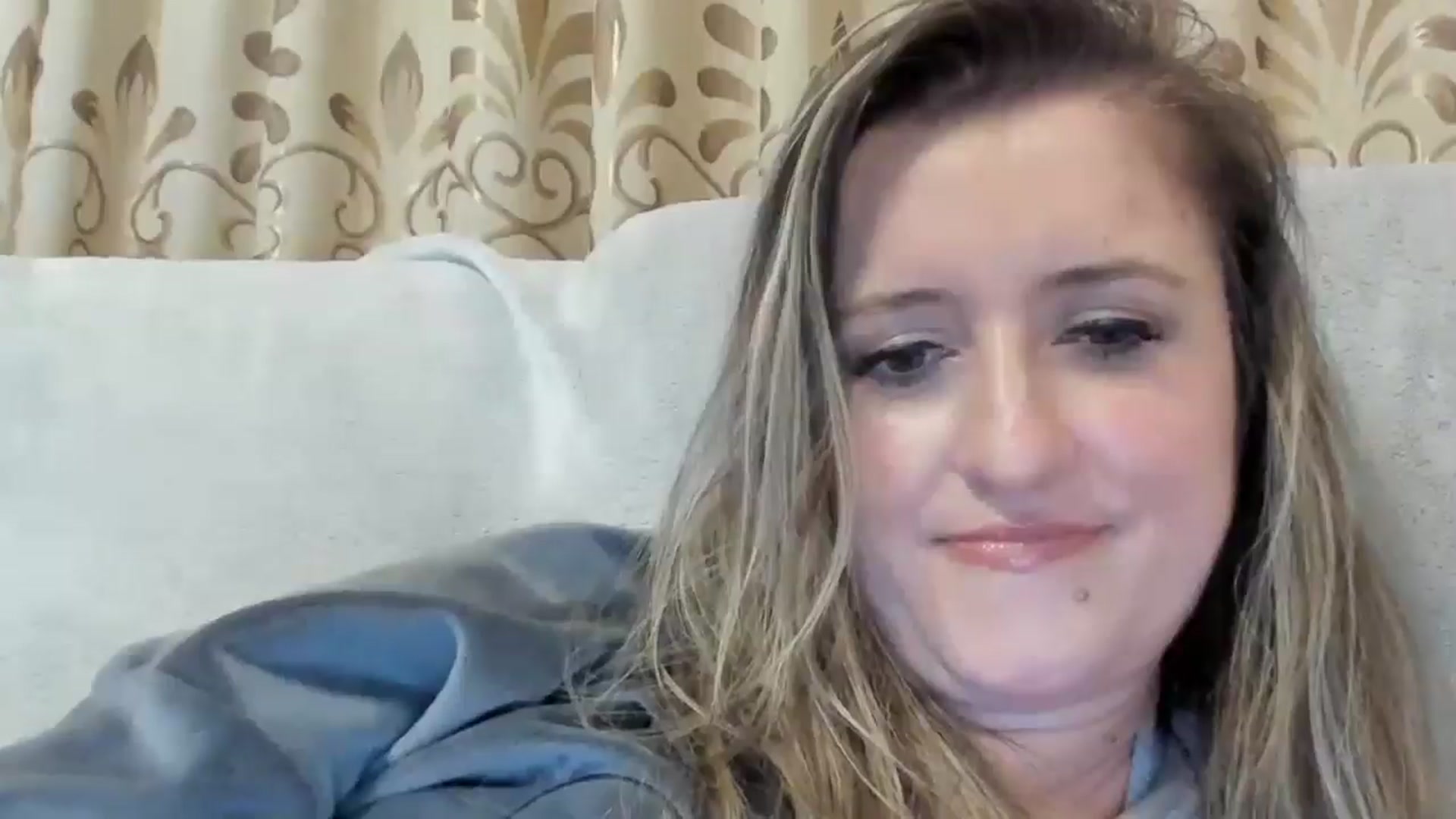 Gallery image thumbnail from BestDream's myfreecams stream on, 11/26/2024, 01:32 image 14 of 20