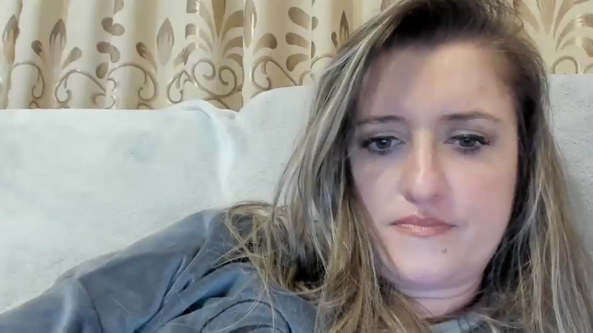 Gallery image thumbnail from BestDream's myfreecams stream on, 11/26/2024, 01:32 image 4 of 20