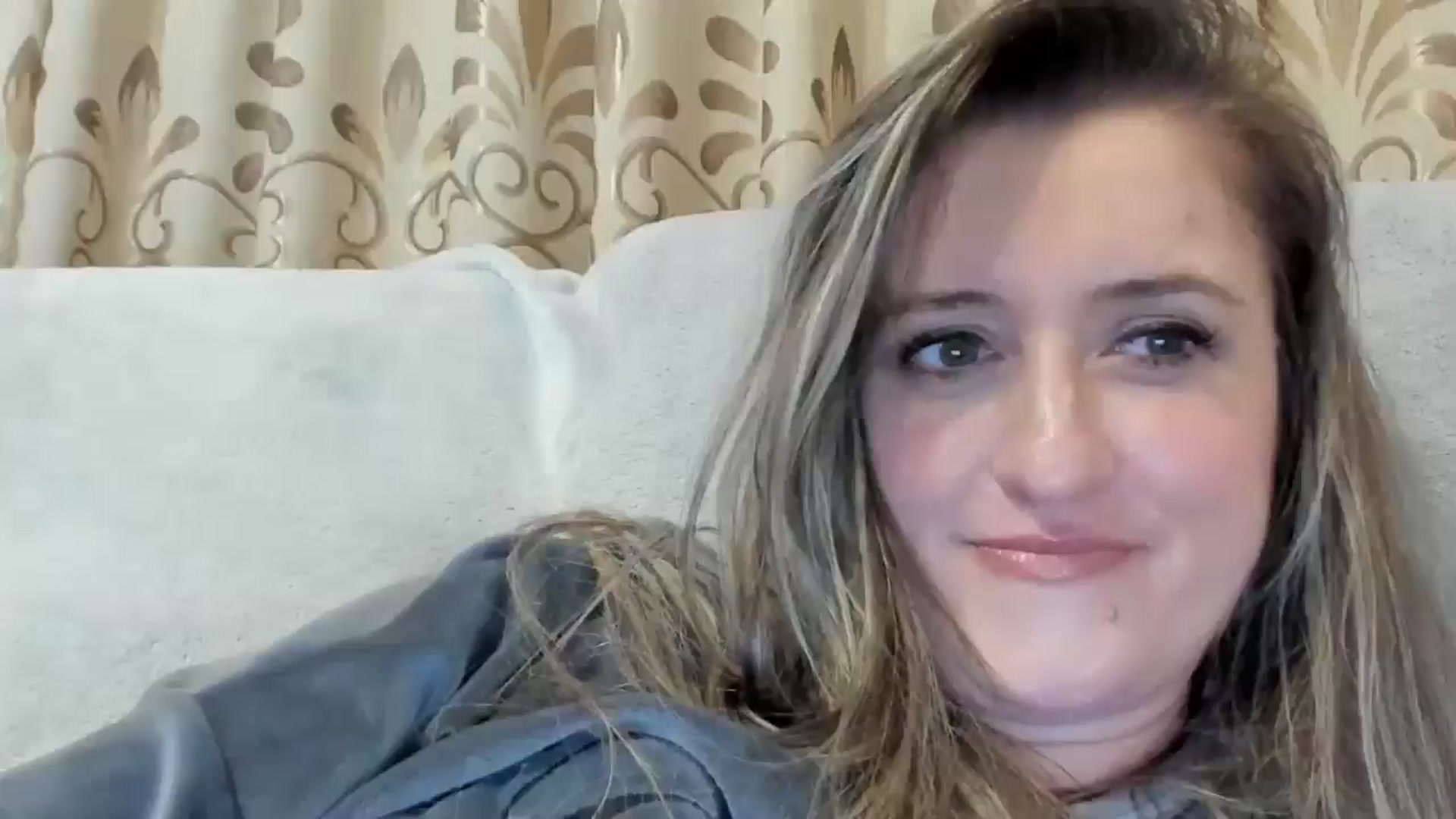 Gallery image thumbnail from BestDream's myfreecams stream on, 11/26/2024, 01:32 image 7 of 20