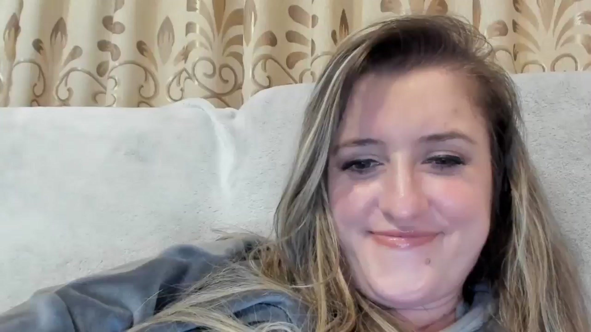Gallery image thumbnail from BestDream's myfreecams stream on, 11/26/2024, 01:32 image 10 of 20