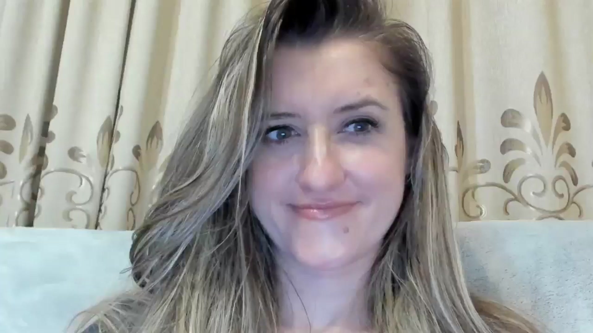 Gallery image thumbnail from BestDream's myfreecams stream on, 11/26/2024, 02:40 image 17 of 20