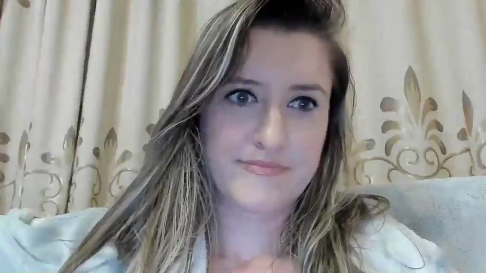 Gallery image thumbnail from BestDream's myfreecams stream on, 11/26/2024, 20:21 image 12 of 20