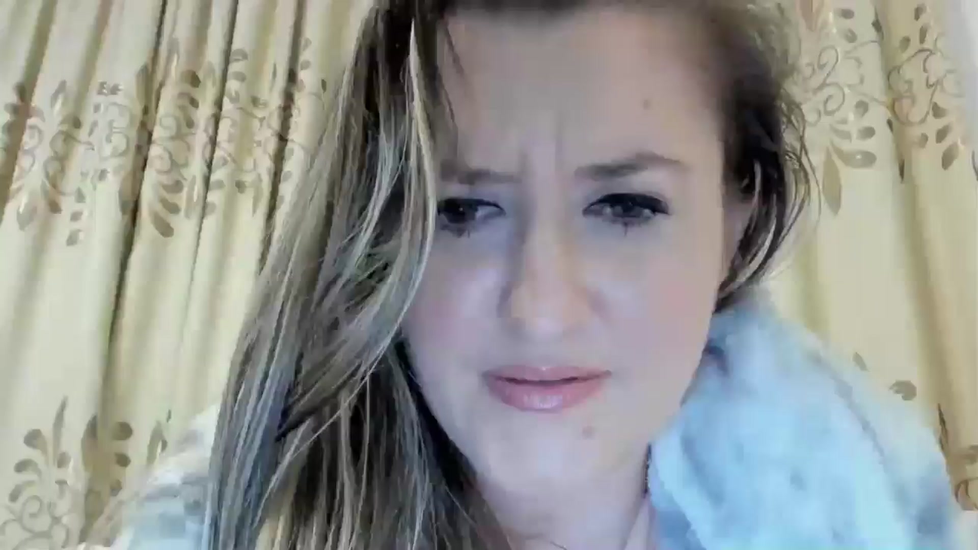 Gallery image thumbnail from BestDream's myfreecams stream on, 11/26/2024, 20:21 image 3 of 20