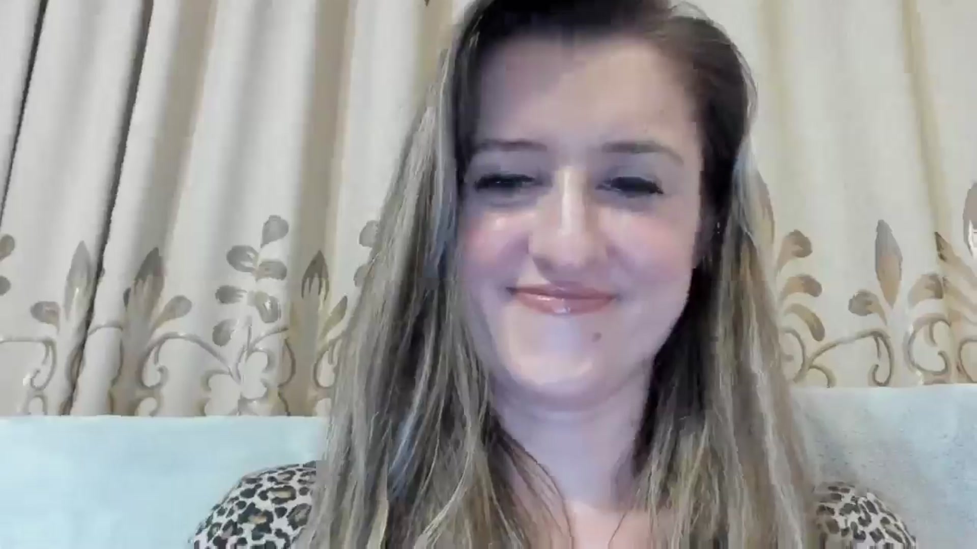 Gallery image thumbnail from BestDream's myfreecams stream on, 11/28/2024, 24:19 image 10 of 20