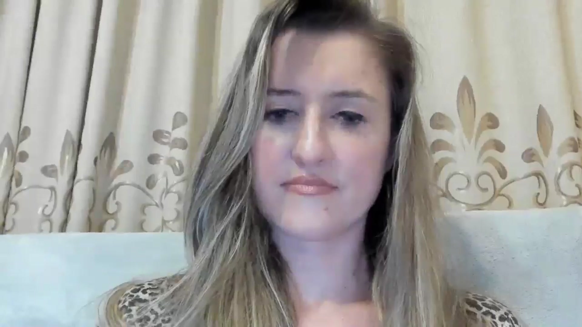 Gallery image thumbnail from BestDream's myfreecams stream on, 11/28/2024, 01:38 image 8 of 20
