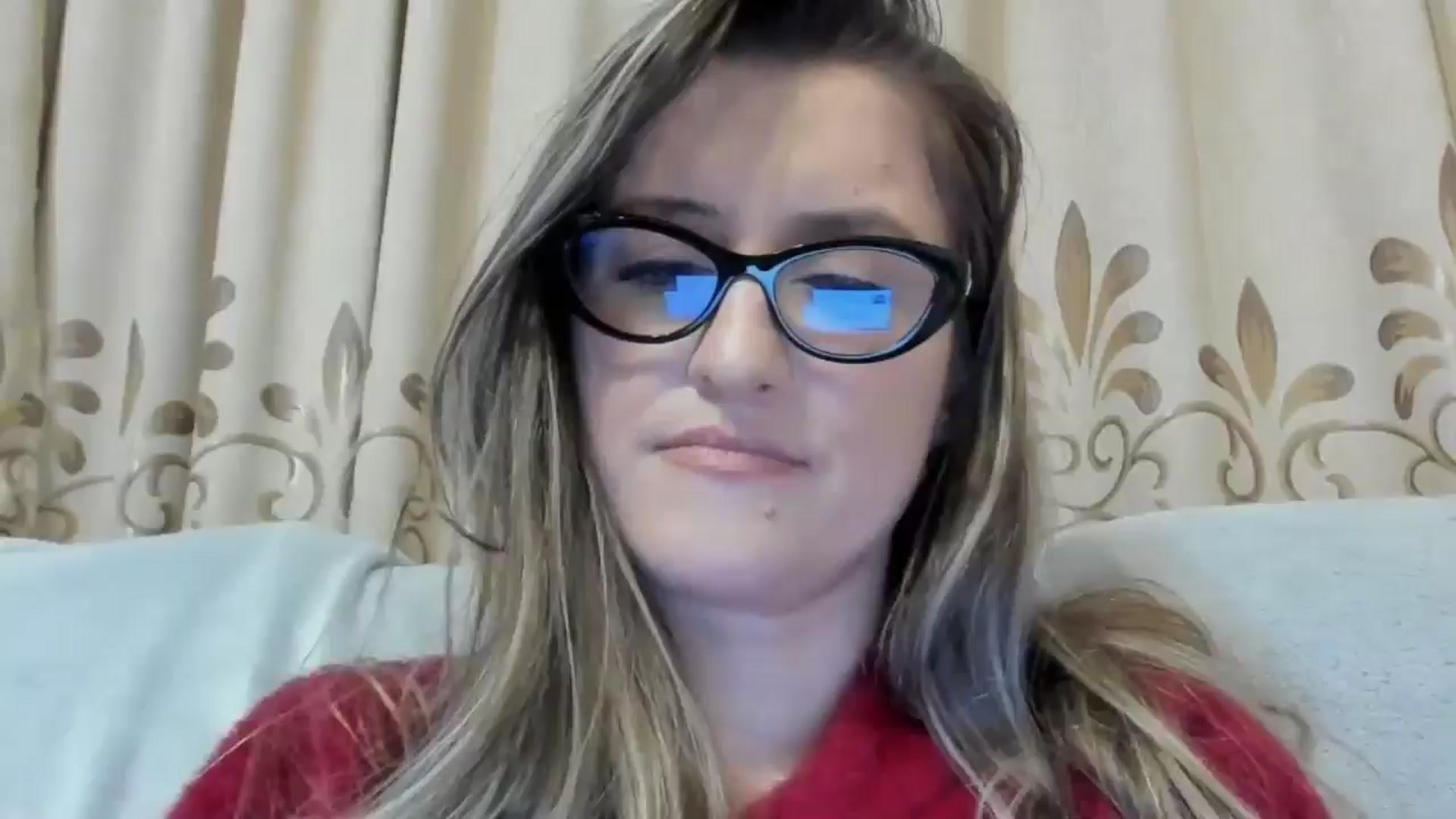 Gallery image thumbnail from BestDream's myfreecams stream on, 11/30/2024, 24:17 image 15 of 20