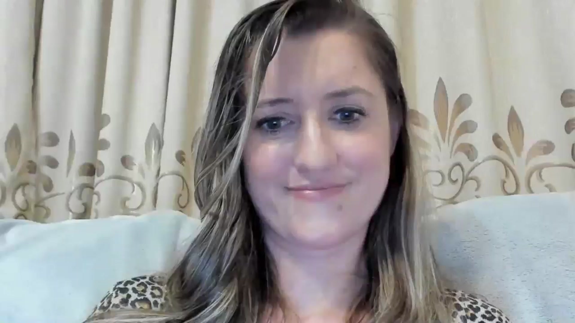 Gallery image thumbnail from BestDream's myfreecams stream on, 11/30/2024, 03:00 image 15 of 20