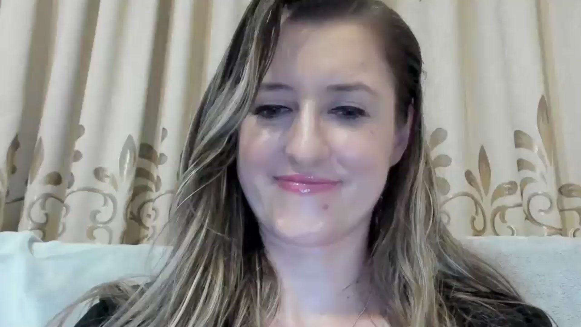 Gallery image thumbnail from BestDream's myfreecams stream on, 12/03/2024, 24:55 image 18 of 20
