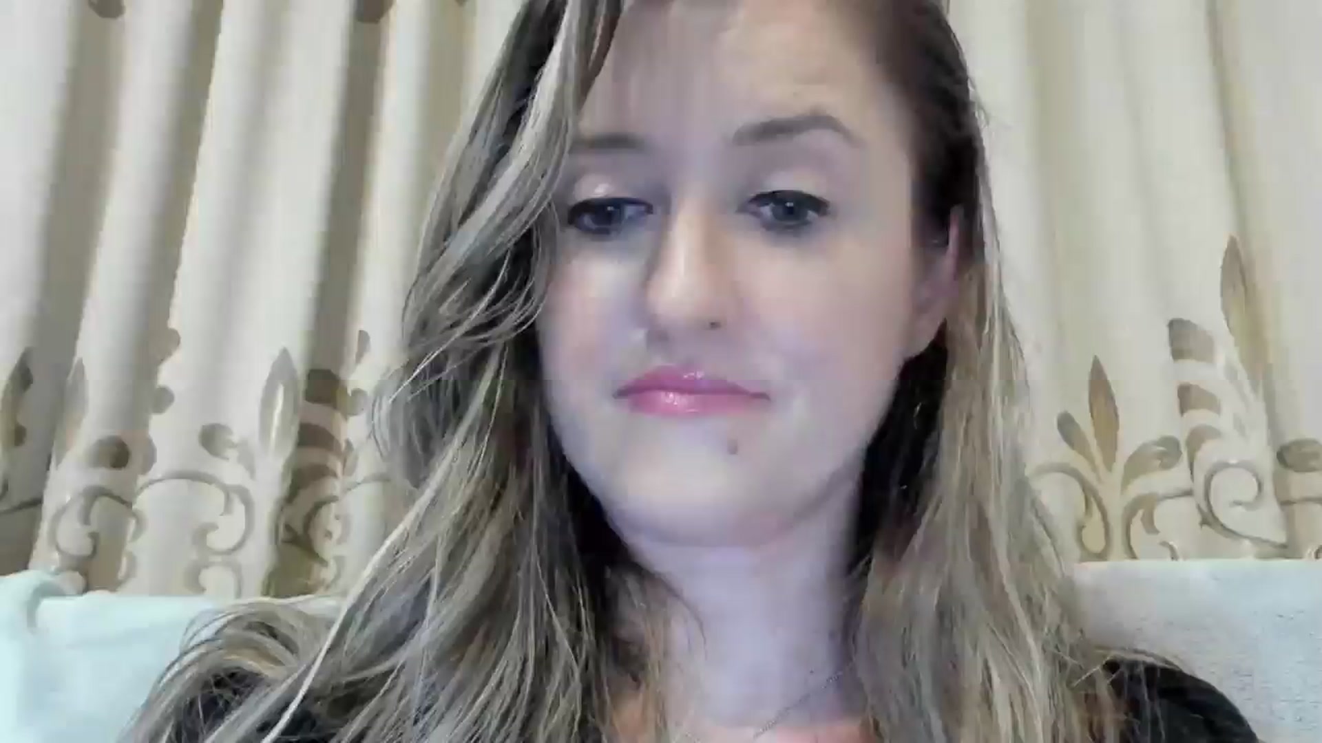 Gallery image thumbnail from BestDream's myfreecams stream on, 12/03/2024, 01:11 image 6 of 20