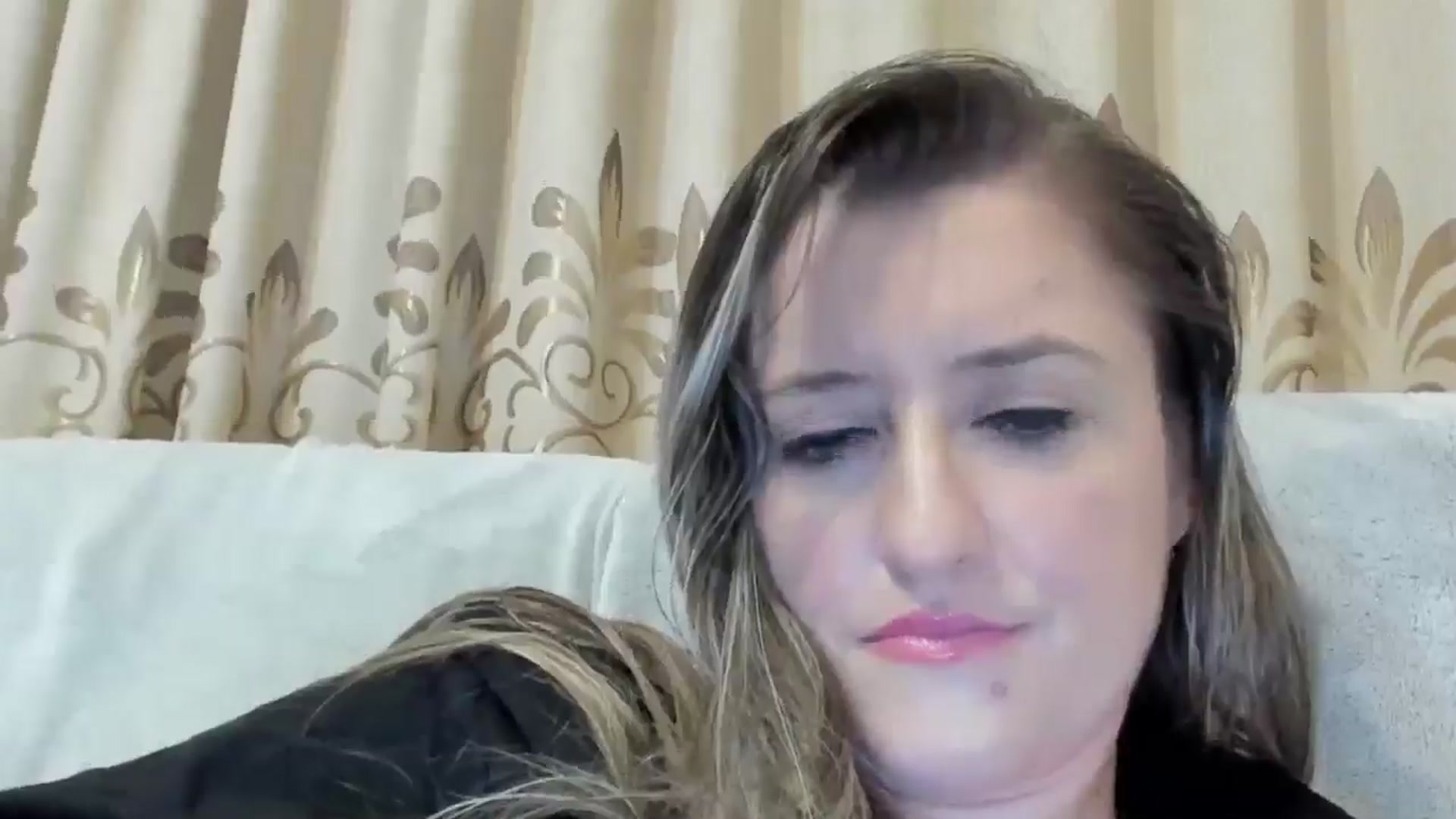 Gallery image thumbnail from BestDream's myfreecams stream on, 12/03/2024, 02:10 image 8 of 20