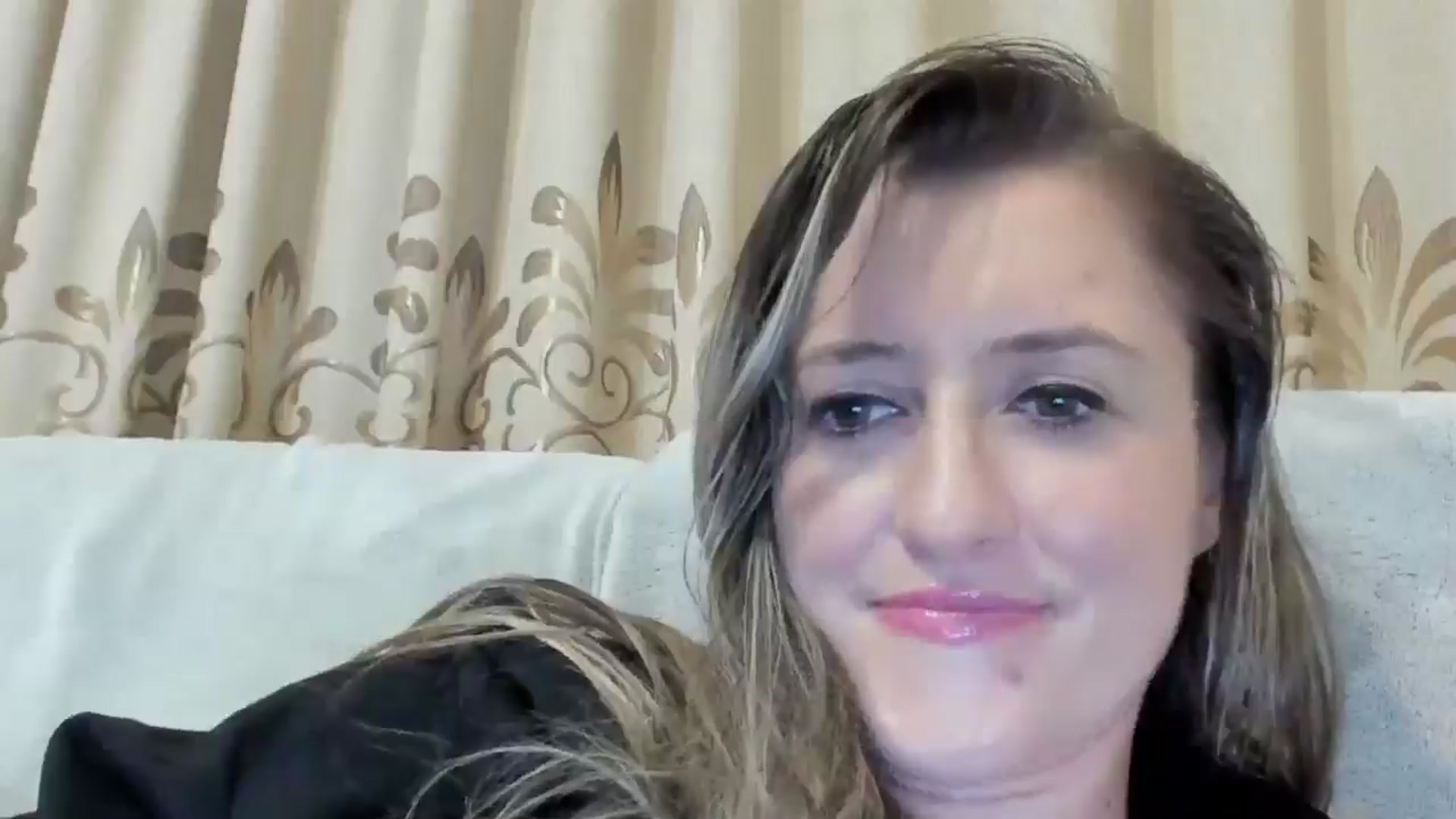 Gallery image thumbnail from BestDream's myfreecams stream on, 12/03/2024, 02:10 image 9 of 20
