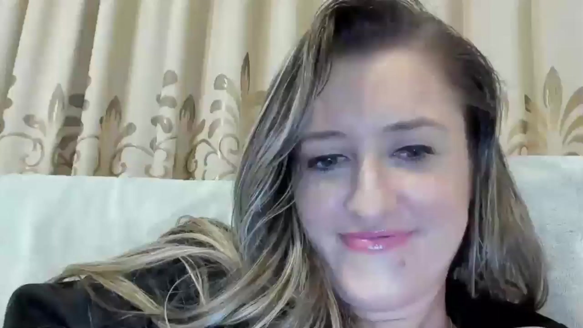 Gallery image thumbnail from BestDream's myfreecams stream on, 12/03/2024, 02:10 image 19 of 20