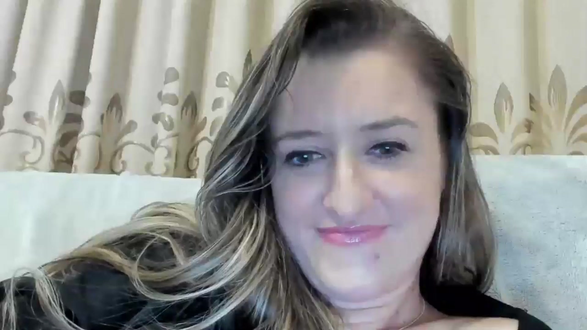 Gallery image thumbnail from BestDream's myfreecams stream on, 12/03/2024, 02:10 image 16 of 20
