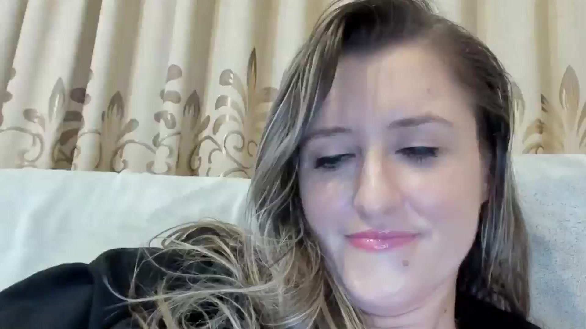Gallery image thumbnail from BestDream's myfreecams stream on, 12/03/2024, 02:10 image 4 of 20