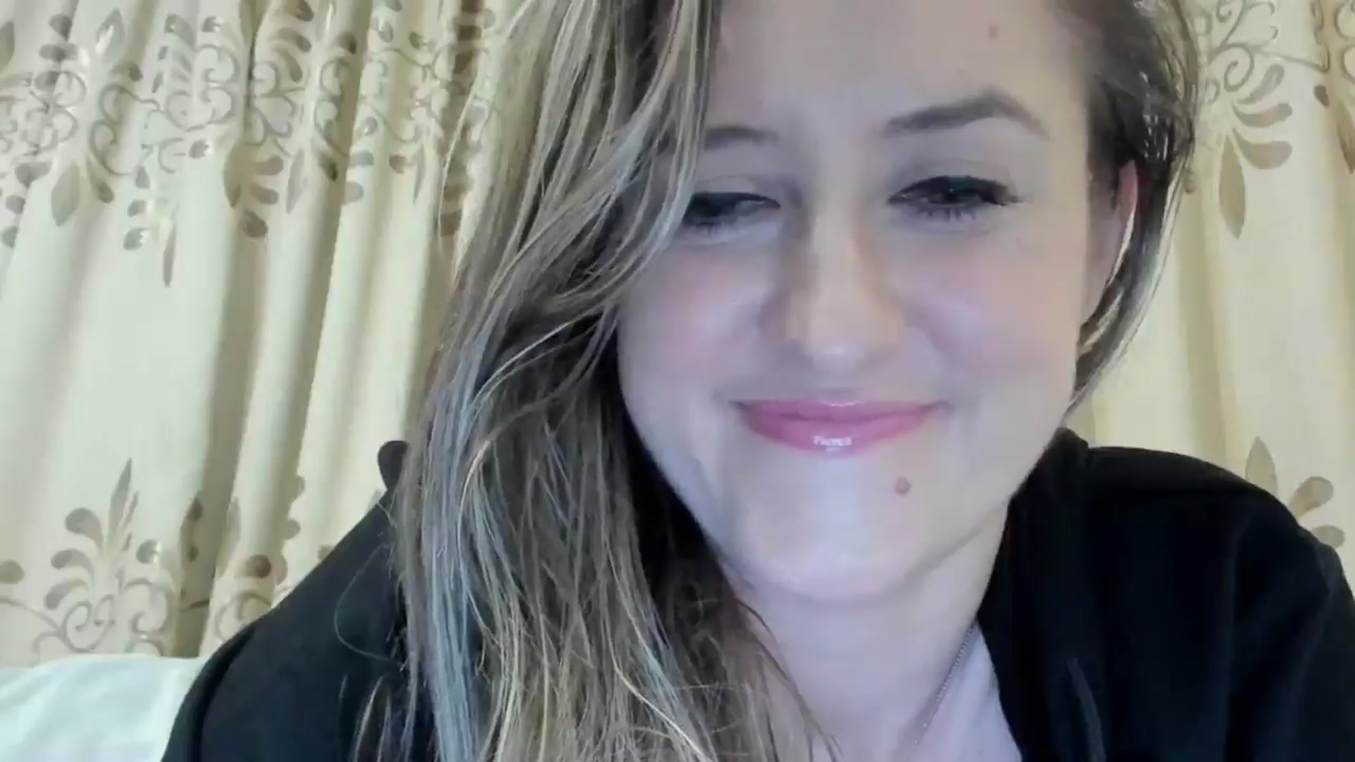 Gallery image thumbnail from BestDream's myfreecams stream on, 12/03/2024, 02:45 image 2 of 20