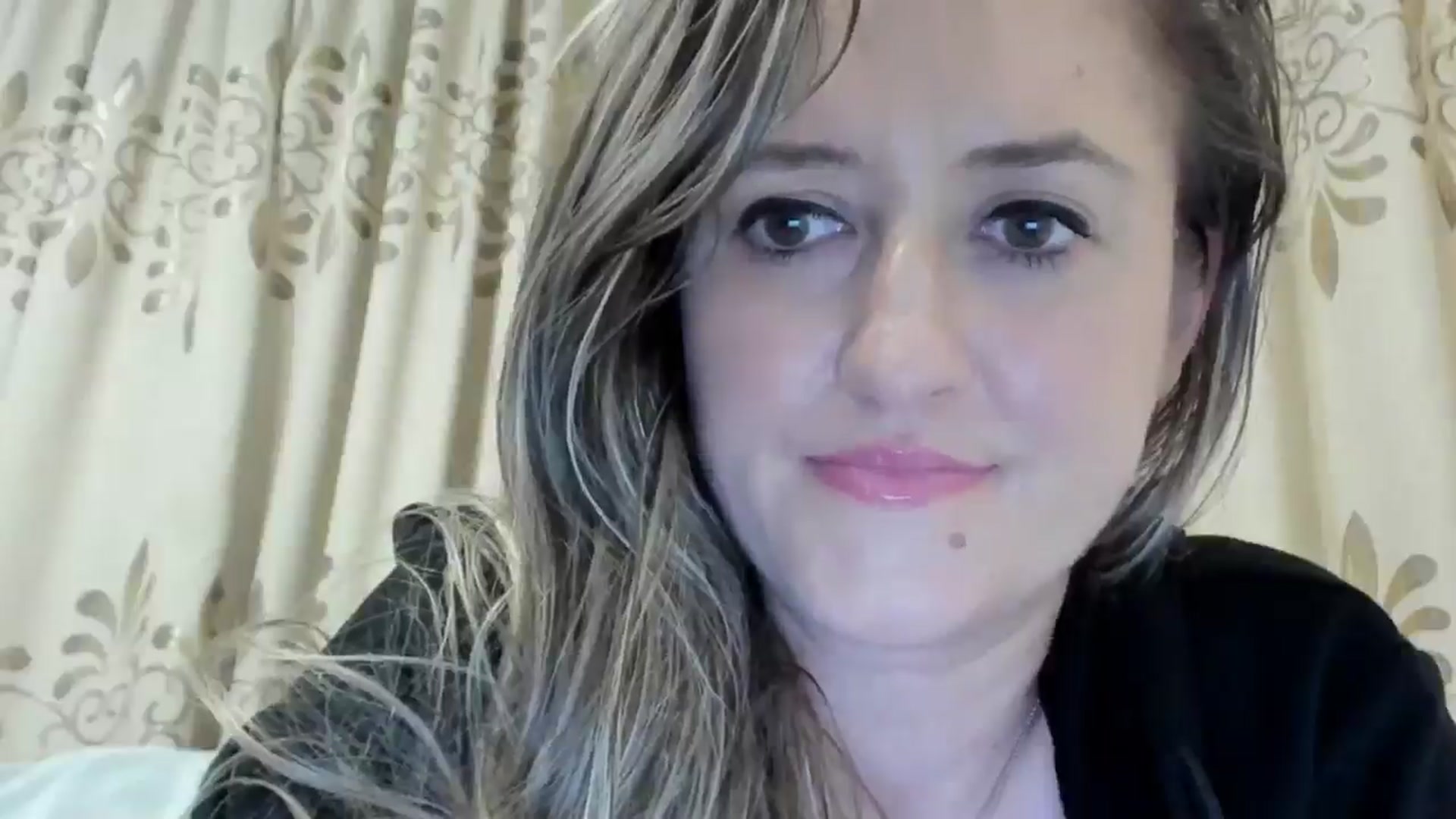 Gallery image thumbnail from BestDream's myfreecams stream on, 12/03/2024, 02:45 image 19 of 20
