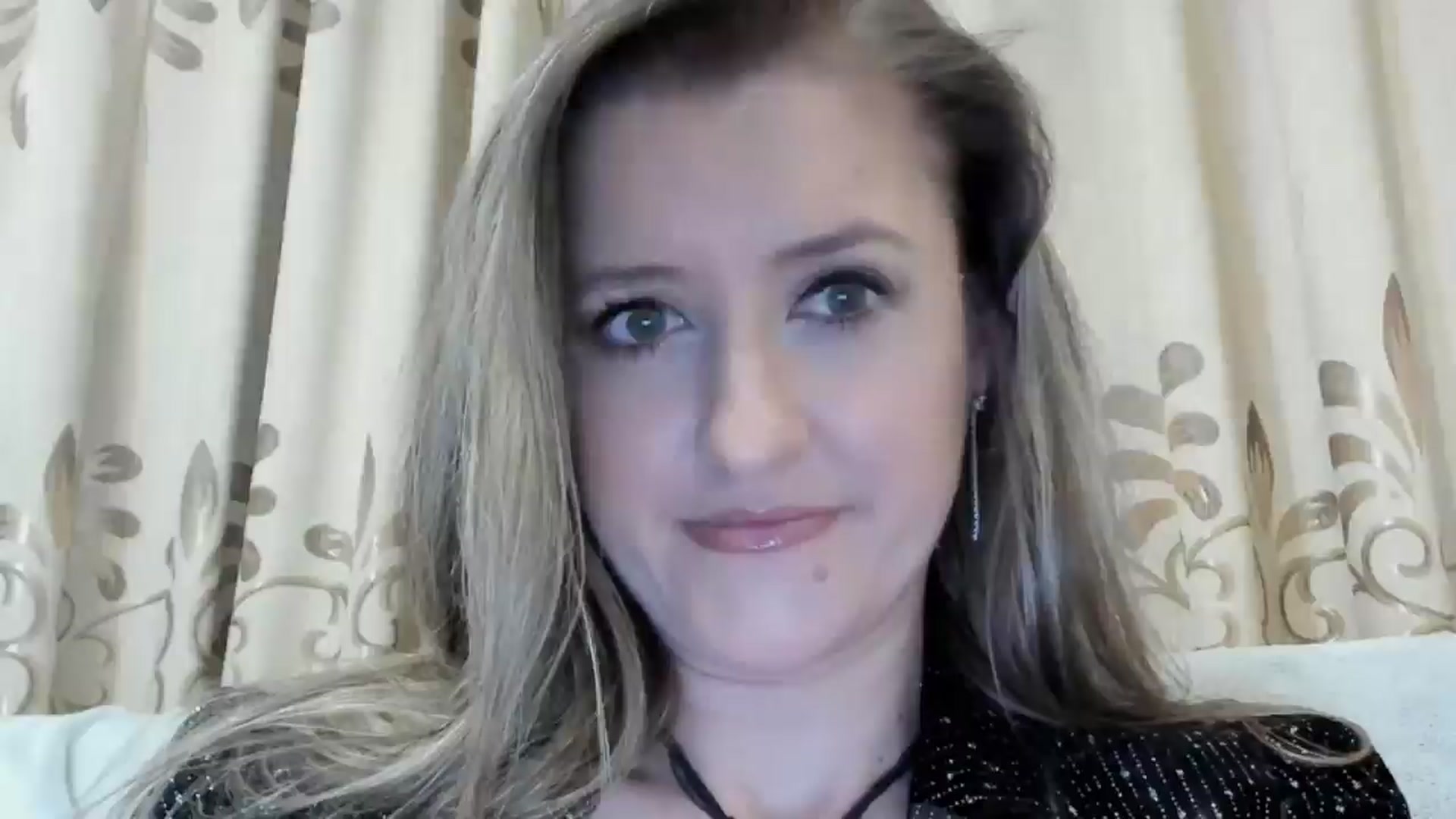 Gallery image thumbnail from BestDream's myfreecams stream on, 12/03/2024, 23:24 image 1 of 20