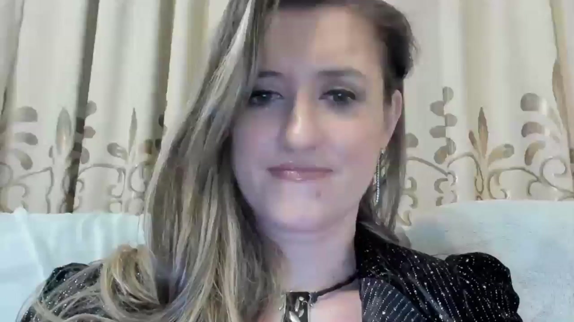 Gallery image thumbnail from BestDream's myfreecams stream on, 12/04/2024, 02:25 image 15 of 20