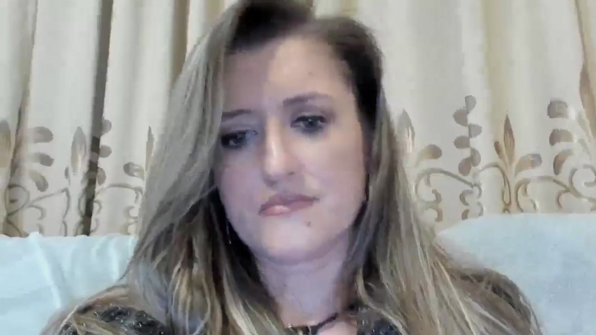 Gallery image thumbnail from BestDream's myfreecams stream on, 12/04/2024, 02:25 image 18 of 20