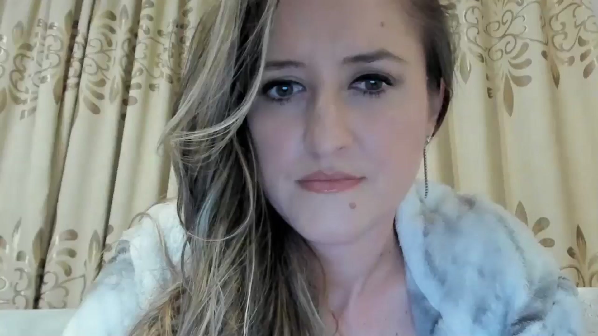Gallery image thumbnail from BestDream's myfreecams stream on, 12/04/2024, 23:22 image 1 of 20