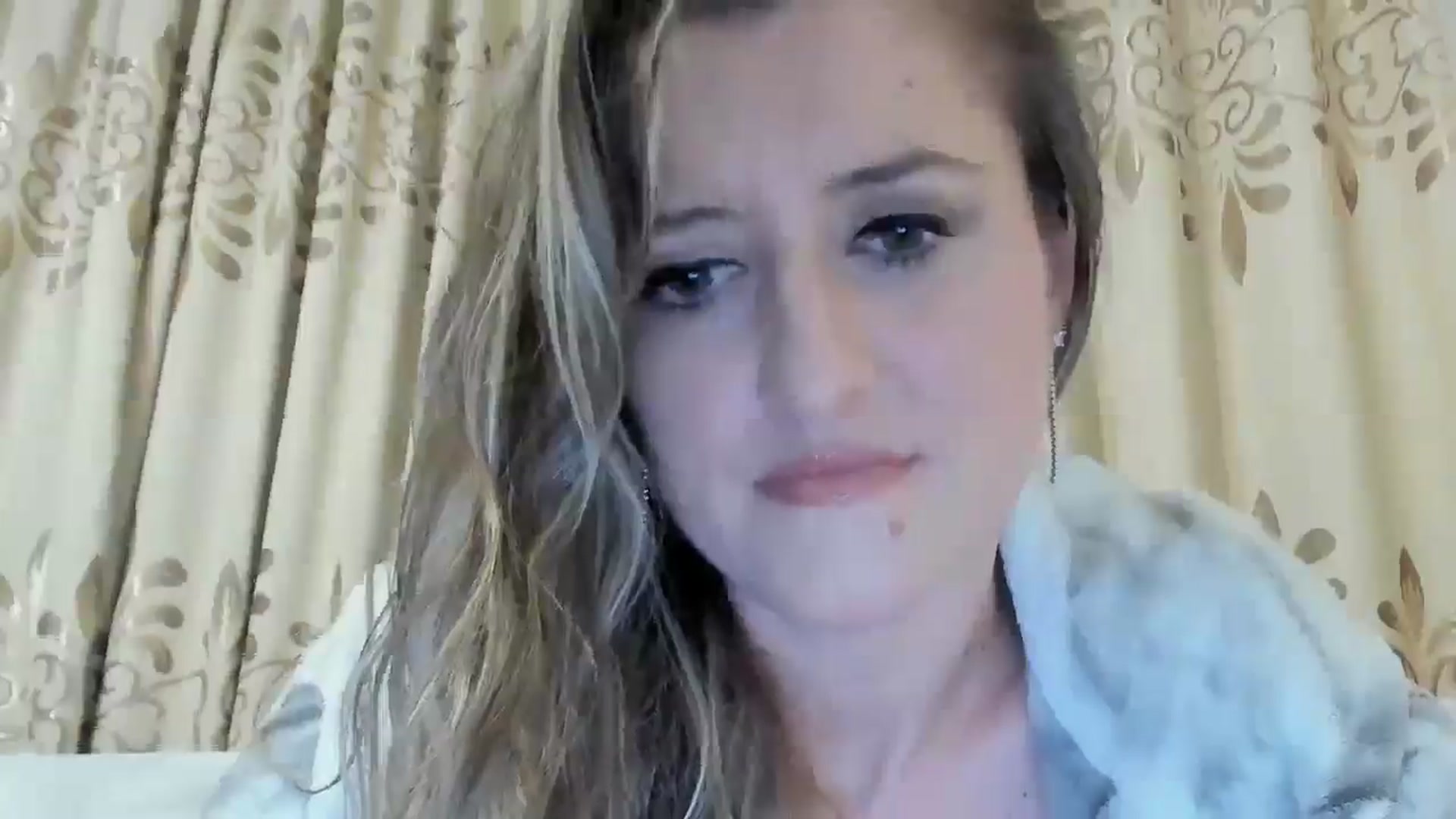 Gallery image thumbnail from BestDream's myfreecams stream on, 12/04/2024, 23:22 image 12 of 20