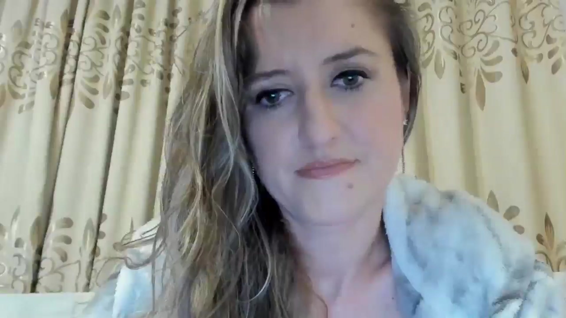 Gallery image thumbnail from BestDream's myfreecams stream on, 12/04/2024, 23:22 image 6 of 20