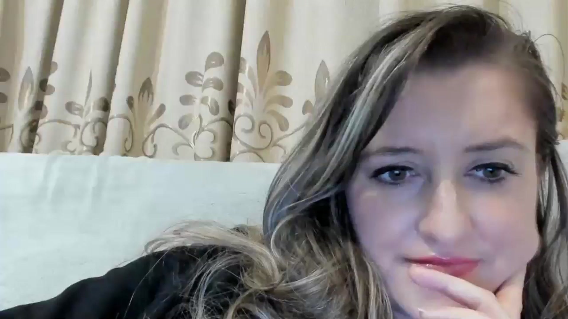 Gallery image thumbnail from BestDream's myfreecams stream on, 12/05/2024, 23:00 image 17 of 20